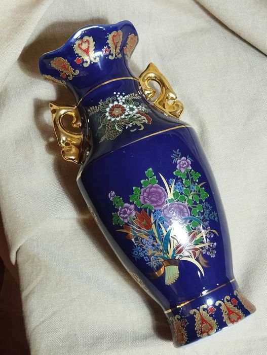 Мадонна ваза, этажерка, фруктовница кобальт