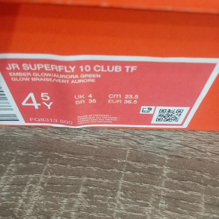 Ghete fotbal măr 36.5