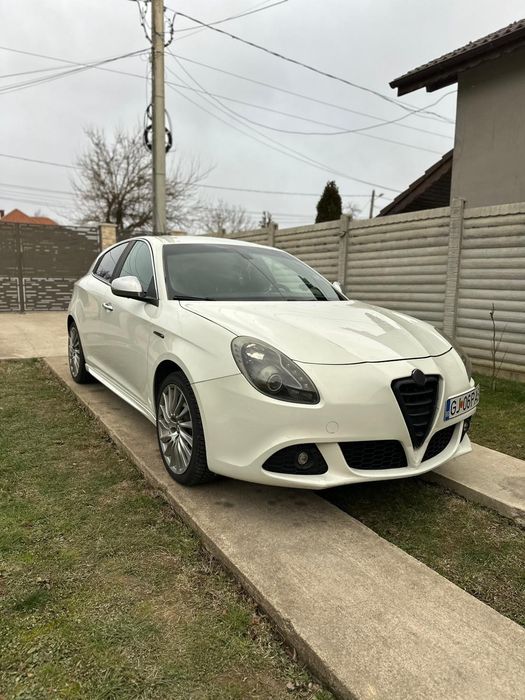 Vând Alfa Romeo Giulietta 2.0 170cp