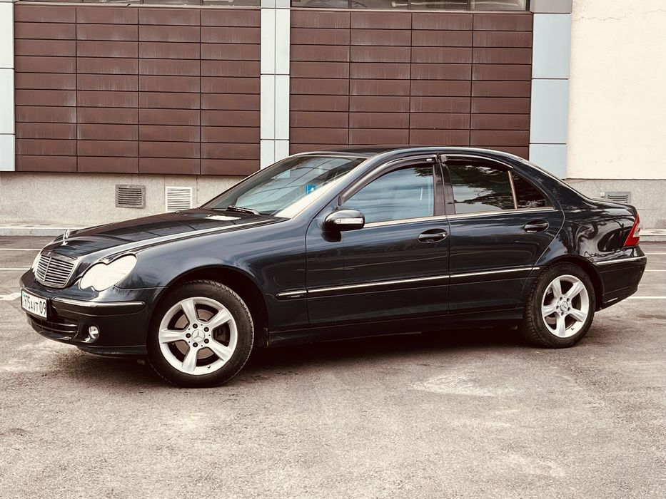 Mercedes c-klass w-203 ресталинг