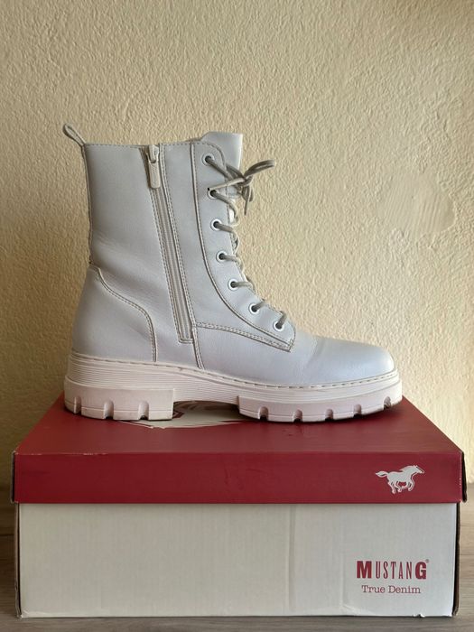 Бели кубинки 40 номер