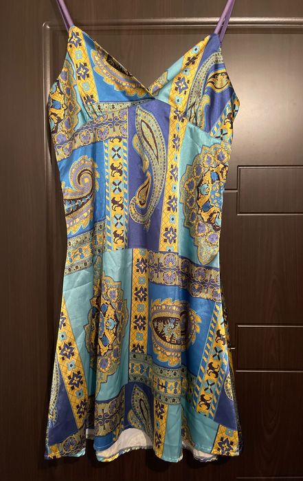 луксозна сатенена рокличка топ хит зa денем, вечер и плажни партита3в1