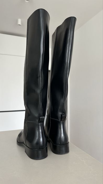 Черни ботуши от изкуствена кожа H&M