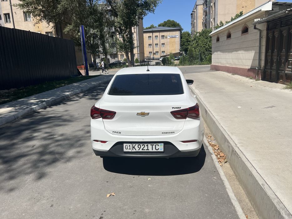 Оникс продается автомобиль