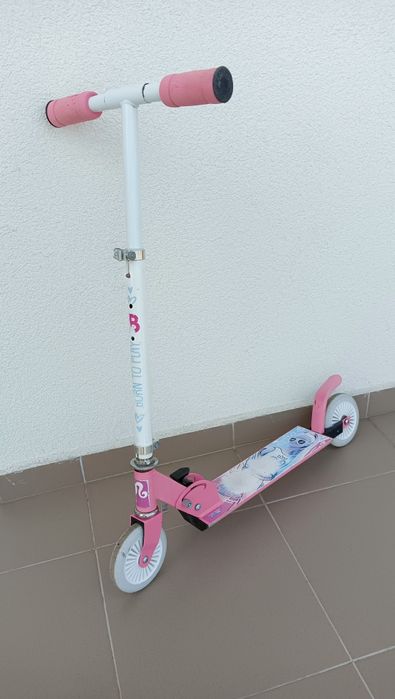 Trotinetă pentru copii de vânzare.