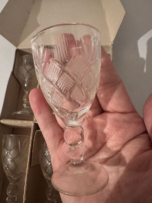 Хрусталь рюмка сатылады