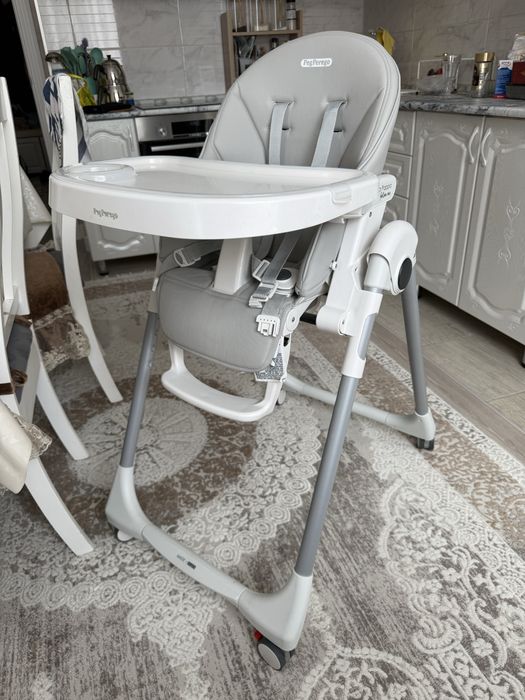 Детский стул для кормления