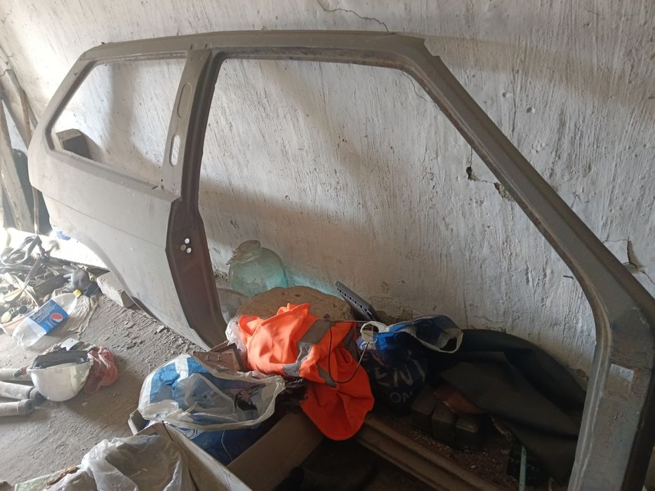 продам боковая сторона ВАЗ 2108