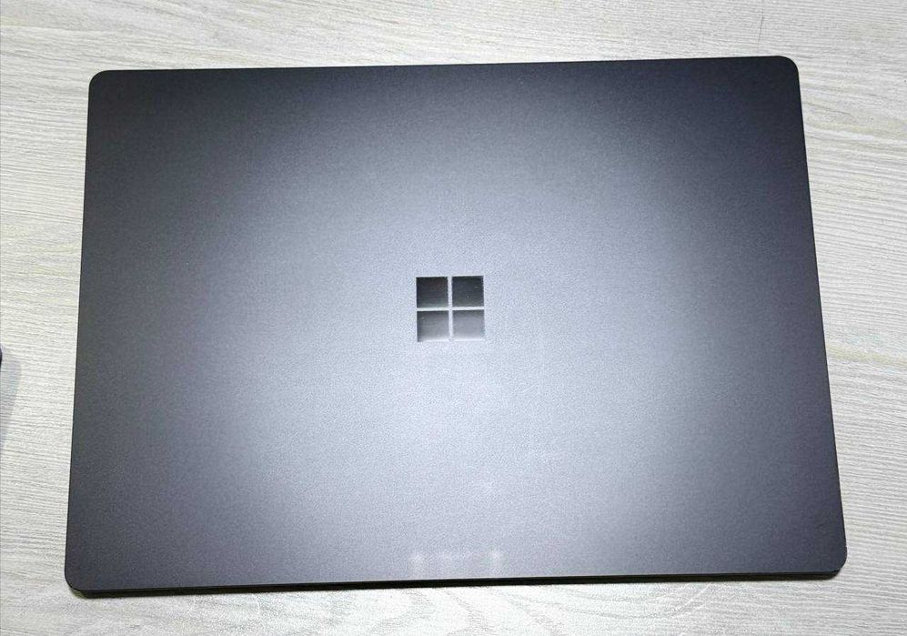 Microsoft Surface 4 BLACK 13.5 2K IPS Sensor I5-1145G7 16GB/256GB NVMe