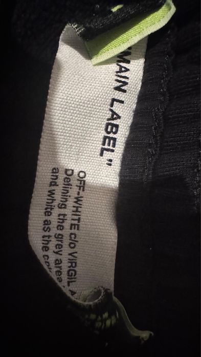 Pantloni scurti Off-White - Negru/Alb
