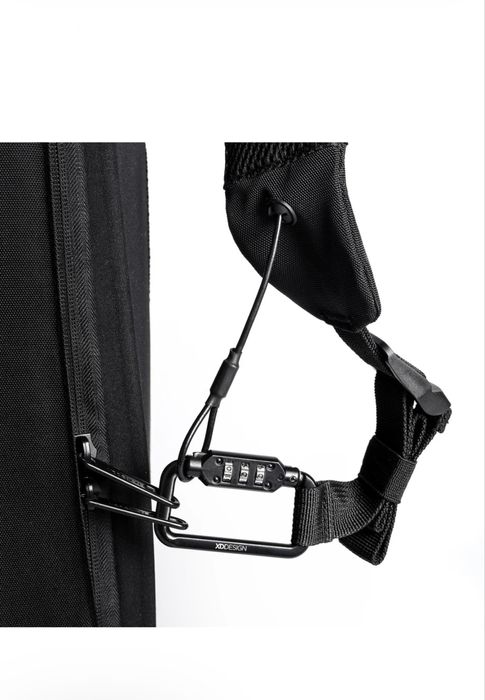 Раница XD-design Bobby Bizz 15.6“, черна