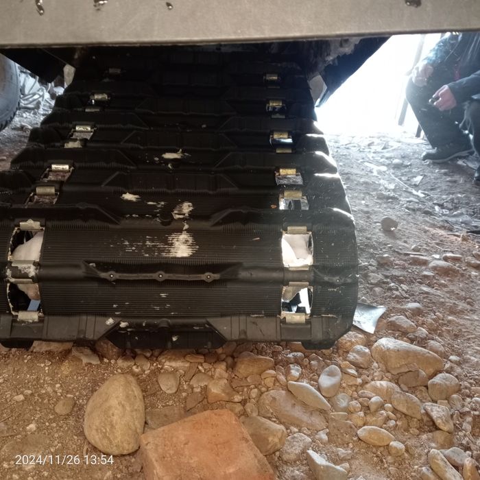 Продам снегоход .