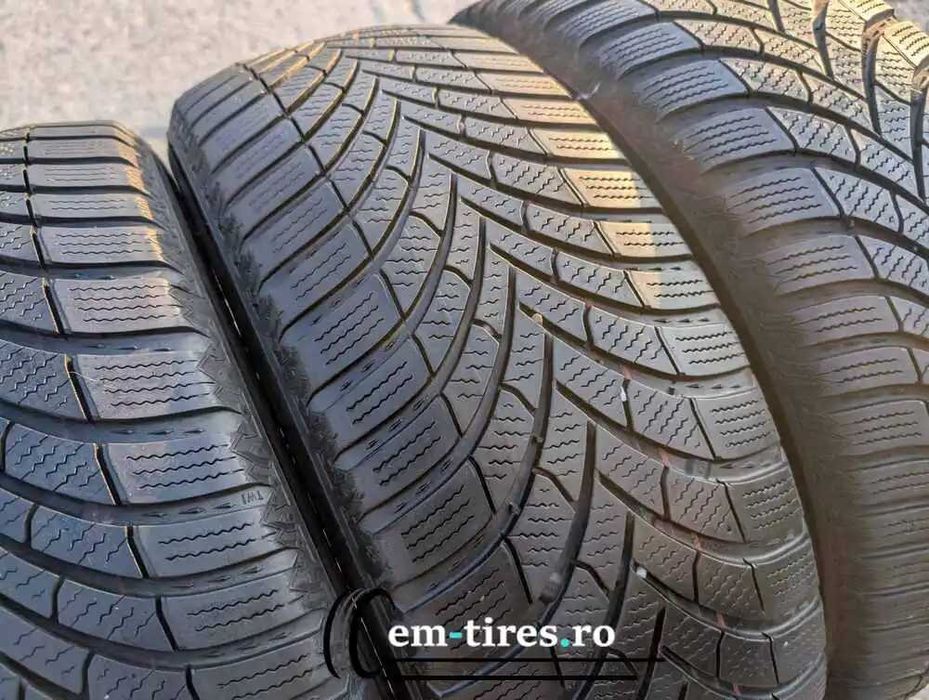 SET 4 Anvelope Iarna 205/55 R16 SEMPERIT Speed Grip 5 91T