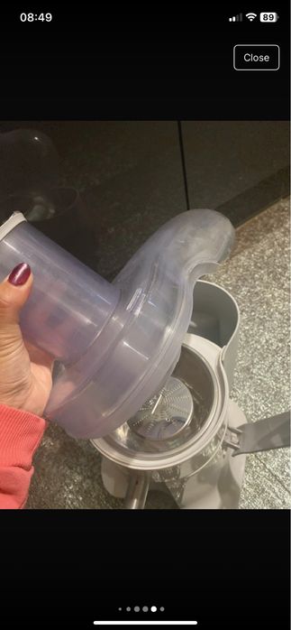 Juicer kenwood plastic top borken but not affecting the functionality