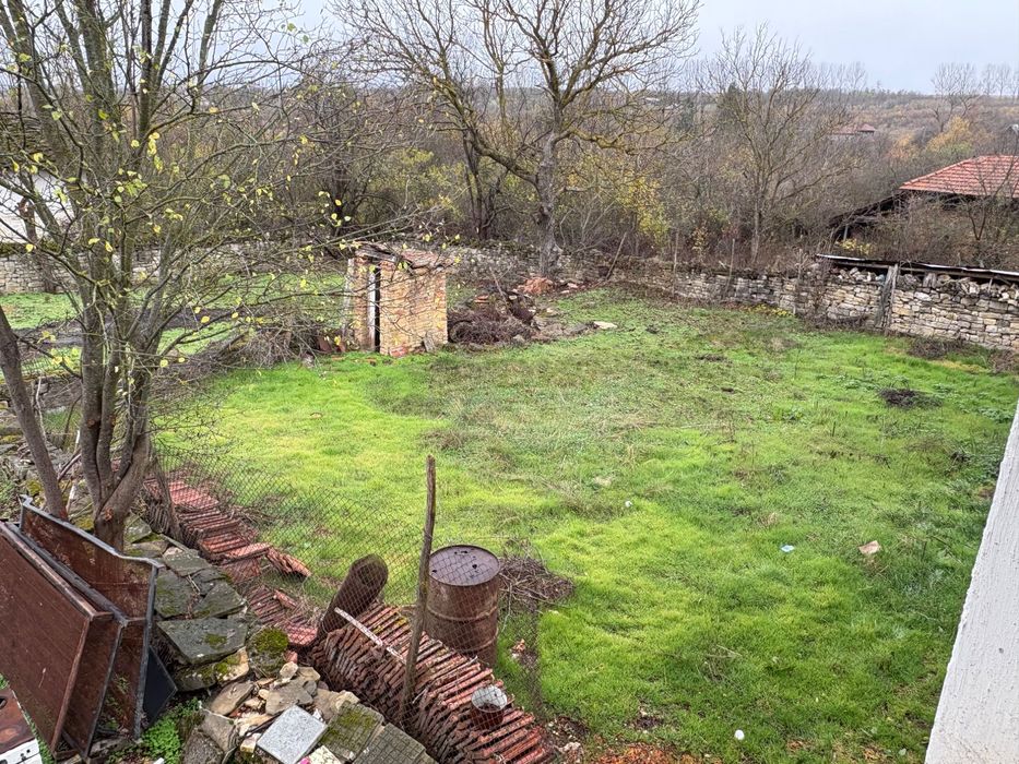 Продава се Къща в с. Малки Вършец, Област Габрово - 34 кв.м за 180 €/кв.м - Снимка #10