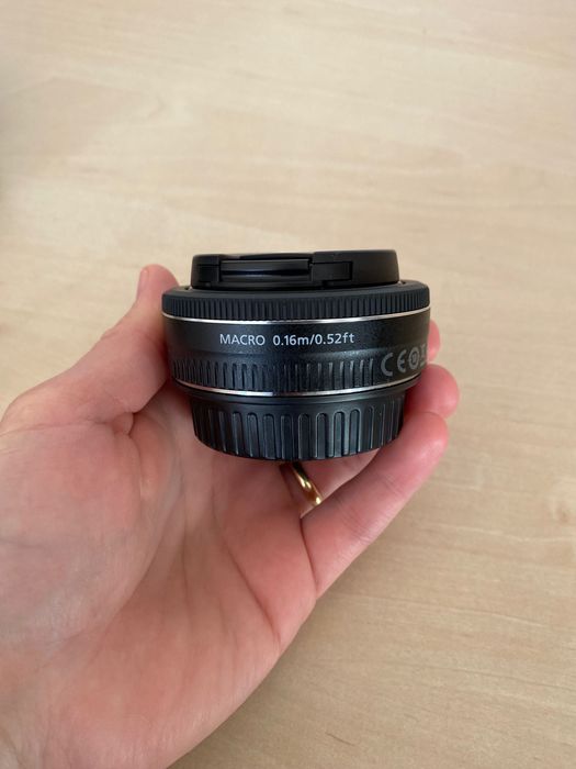 Obiectiv Canon Ef-s 24mm 2.8