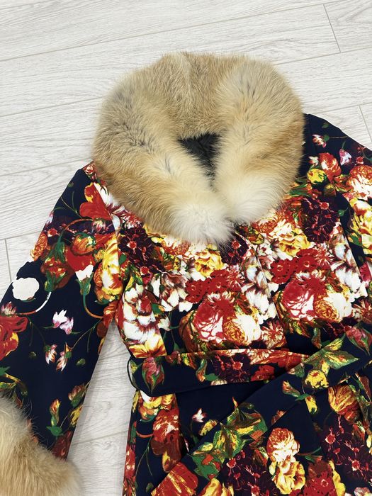 Пальто с мехом лисы