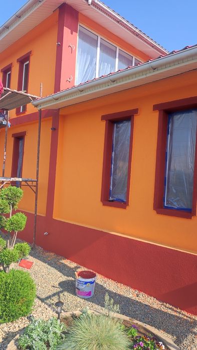 Meseriaș echipa tencuiala decorativa glet