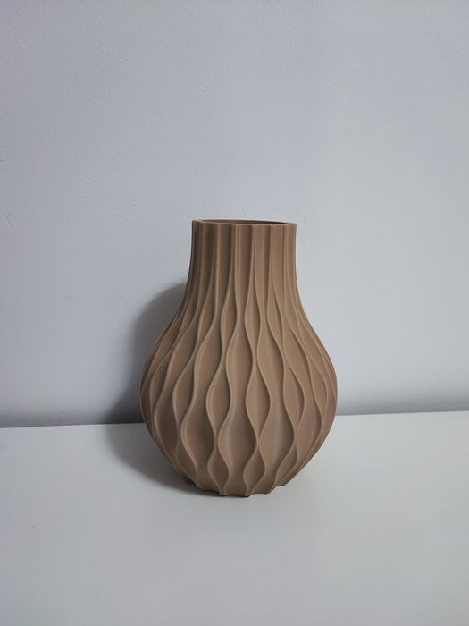 Vază decorativă modernă