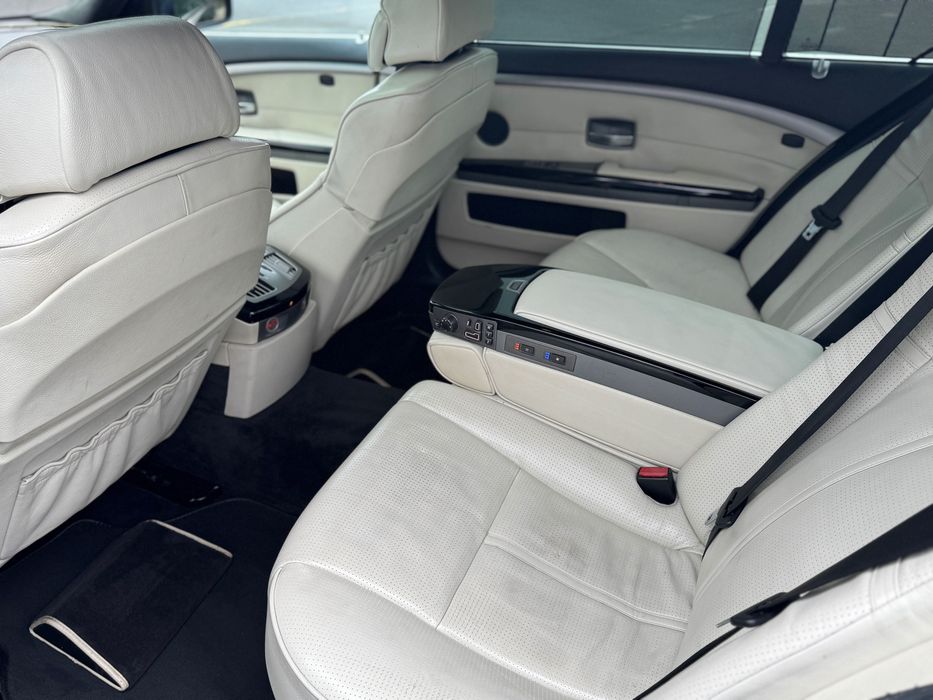 BMW 730LD / INDIVIDUAL / Soft Close / Night vision