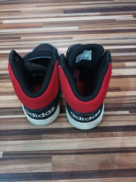 Маратонки на  Аdidas оргинални