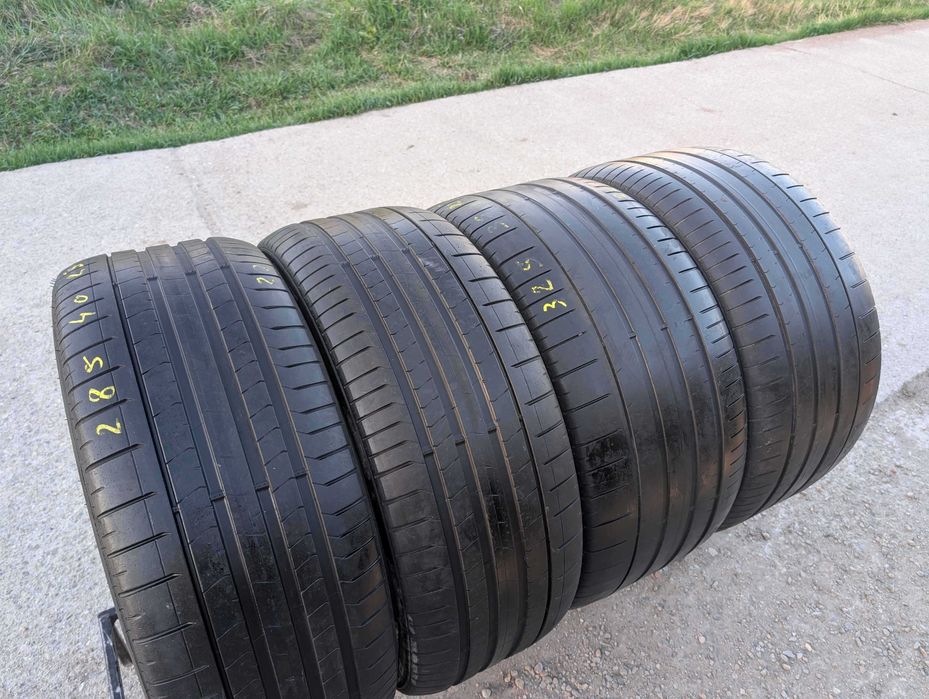SET 4 Anvelope Vara 285/40 R23 + 325/35 R23 PIRELLI P ZERO PZ4 MO-S (Mercedes GLS Original)