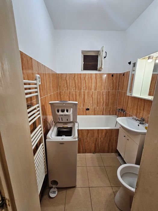 Dau in chirie apartamen 3 camere
