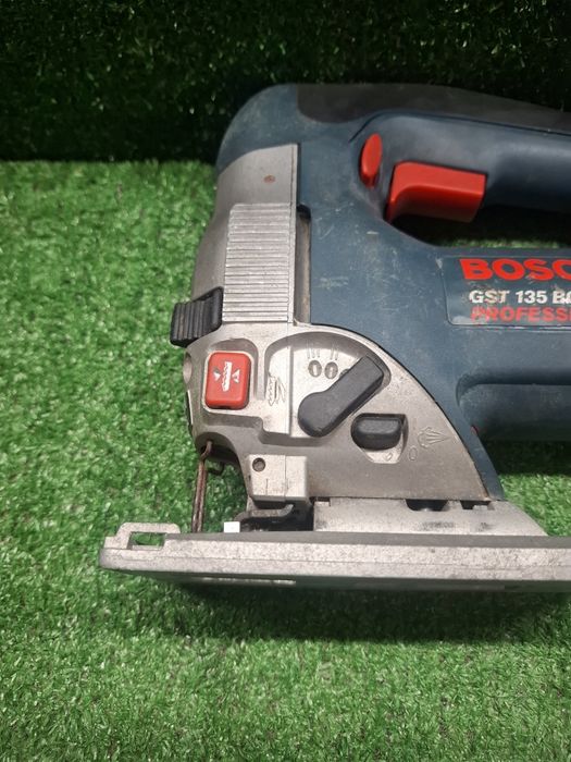 Зеге на Bosch GST 135 BCE с регулаж на оборотите
