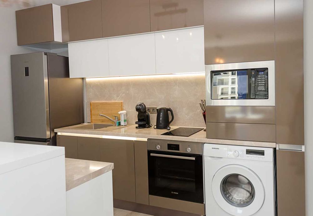 Дава се под наем Двустаен апартамент в к.к. Св.Св. Константин и Елена - 60 кв.м за 650 € - Снимка #6