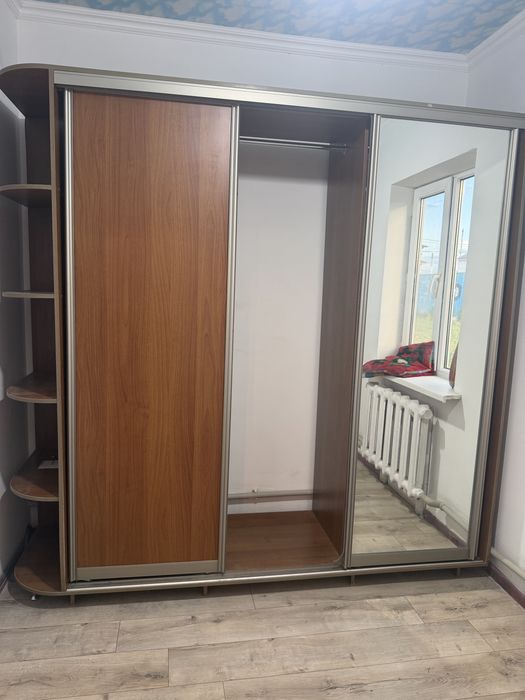 Продам шкаф купе