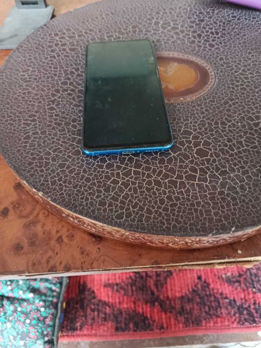 Продается Смартфон Xiaomi Mi 9T Pro 6/128GB (синий)