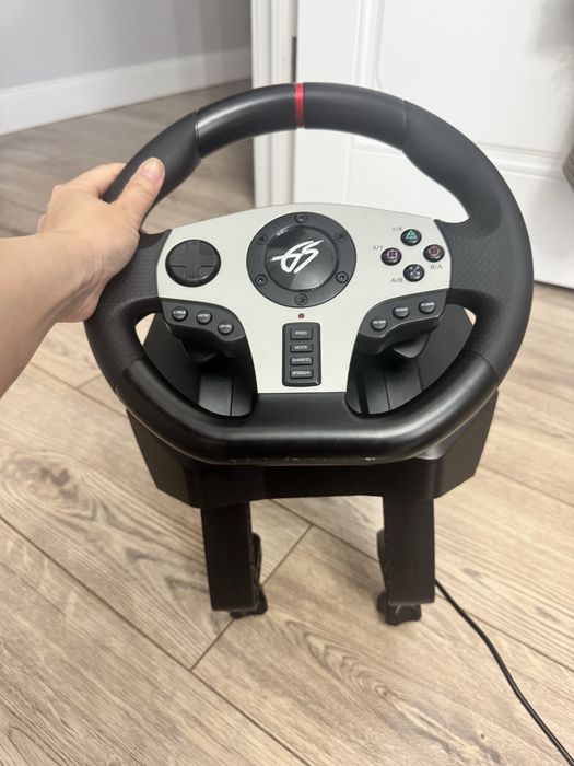 Продам руль игровой