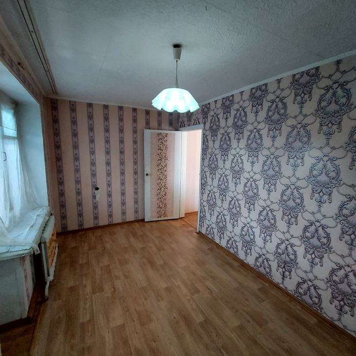 Продам квартиру 3-х комнатную