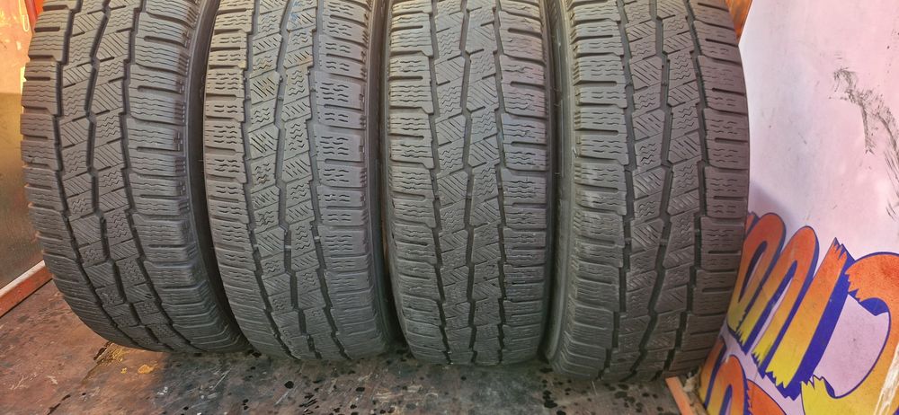 Set 4 Anvelope Michelin 215 60 R17 C  M+S