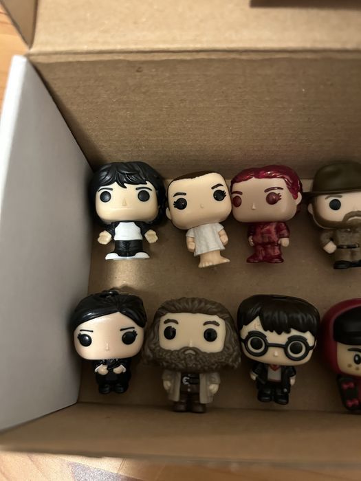 Lot 14 figurine Funko Pop Kinder Joy (Stranger Things si Harry Potter)