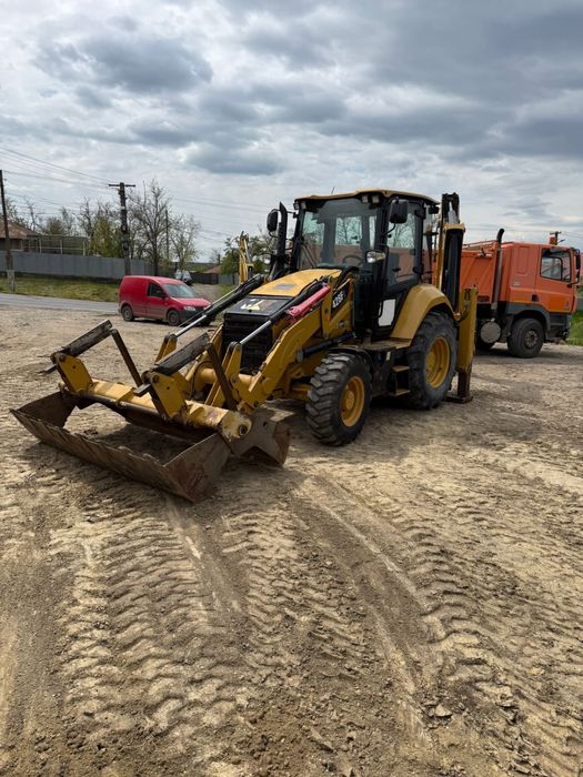 Buldoexcavator Caterpillar!!