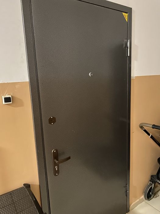 Сатылады бір бөлмелі пәтер!