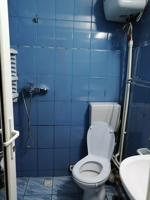 Închiriez garsoniera în țiglina 1