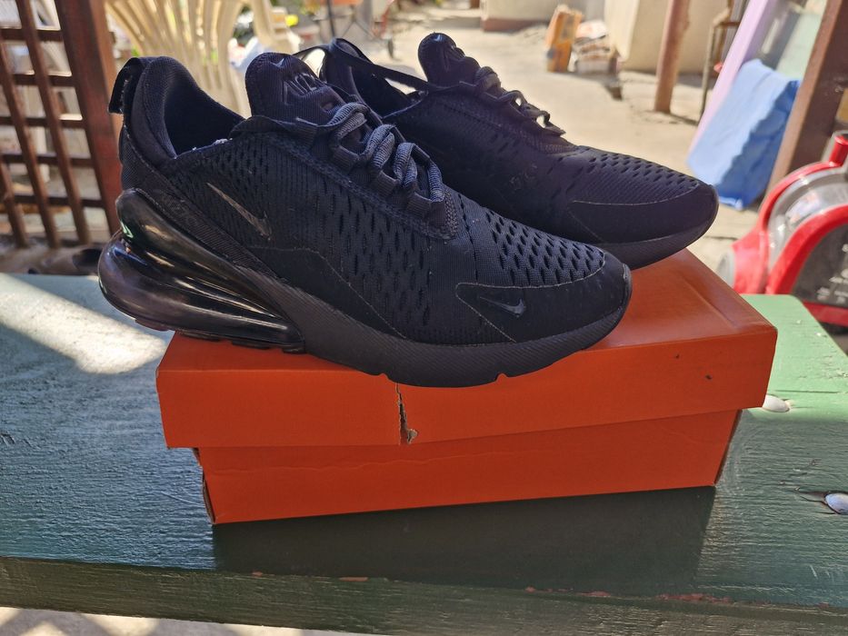 Nike Air Max 270