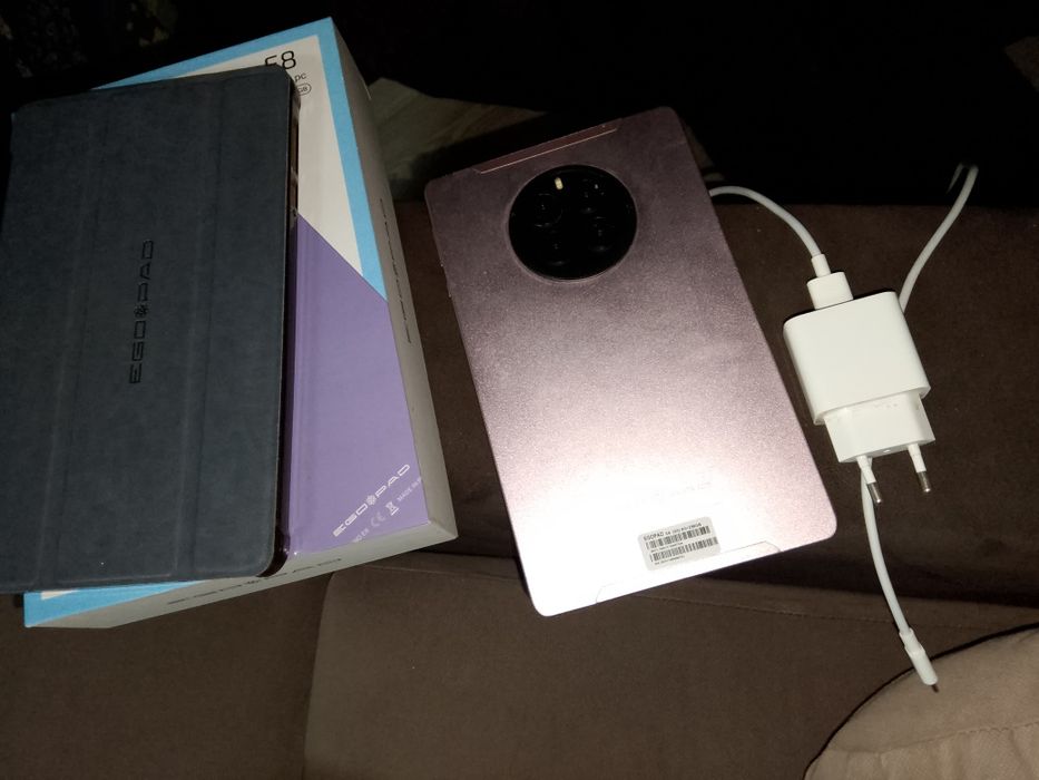Продам планшет Ego Pad E8 память 8/256