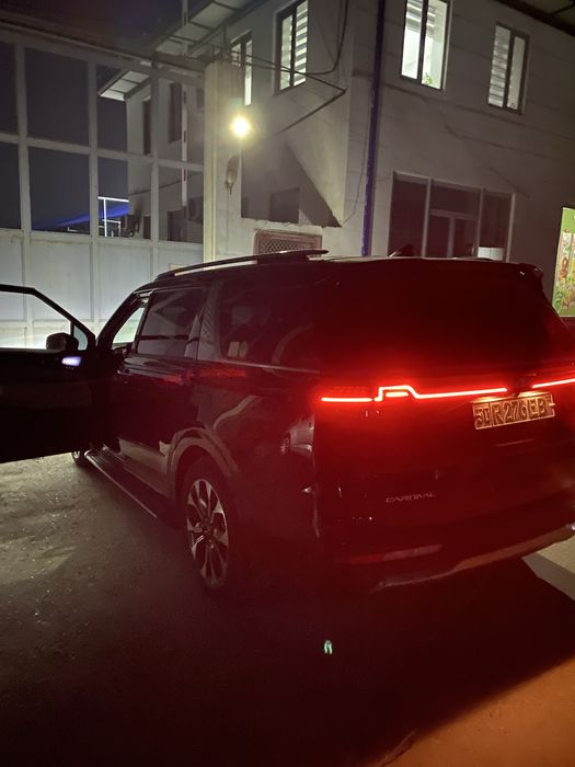 Kia carnival 2023 full bez lyuk