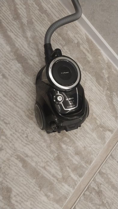 пилесос От фирмы Bosh