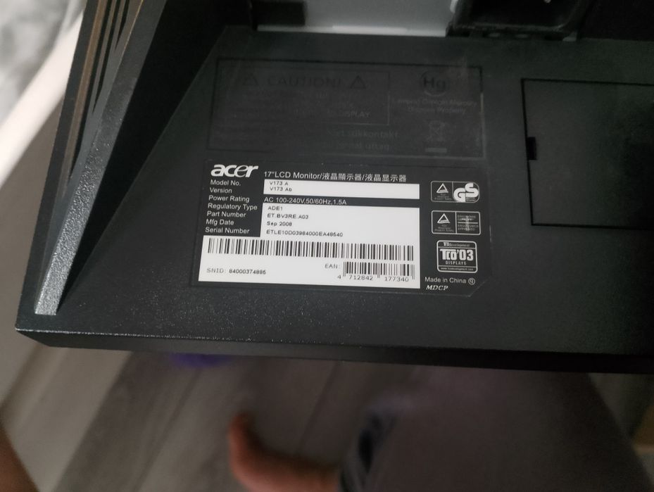 Vând monitor Acer V173