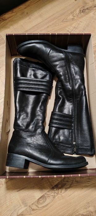 дамски ботуши естествена кожа (номер 38) в цвят черен