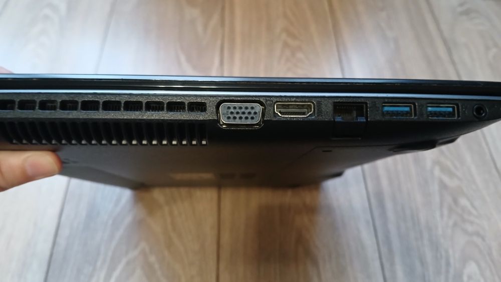 Лаптоп Asus K53S