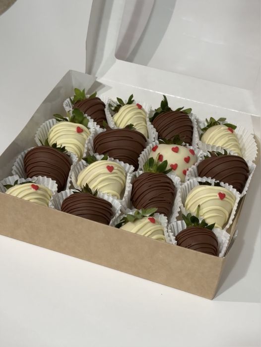 Клубника в шоколаде Алматы