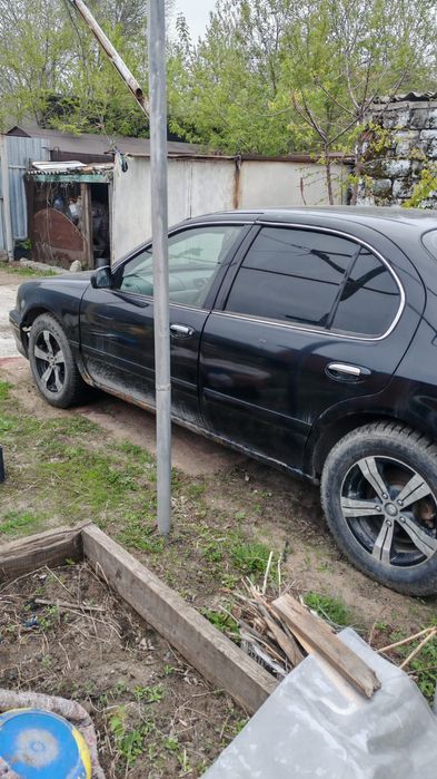 Nissan Cefiro 1995 год