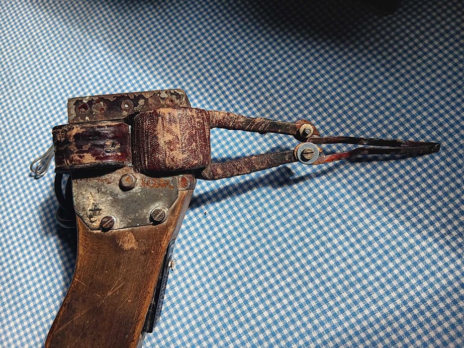 Pistol de lipit vechi, Functional, plus cositor