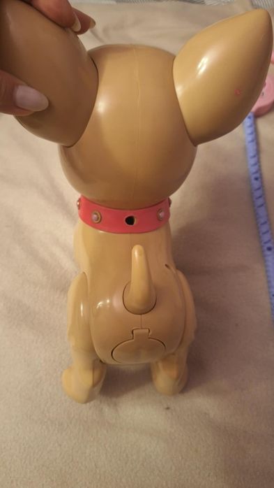 Caine Chi Chi Love Poo Puppy cu accesorii