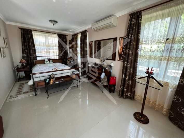 Продава се Къща в с. Кошарица, Област Бургас - 205 кв.м за 958 €/кв.м - Снимка #6